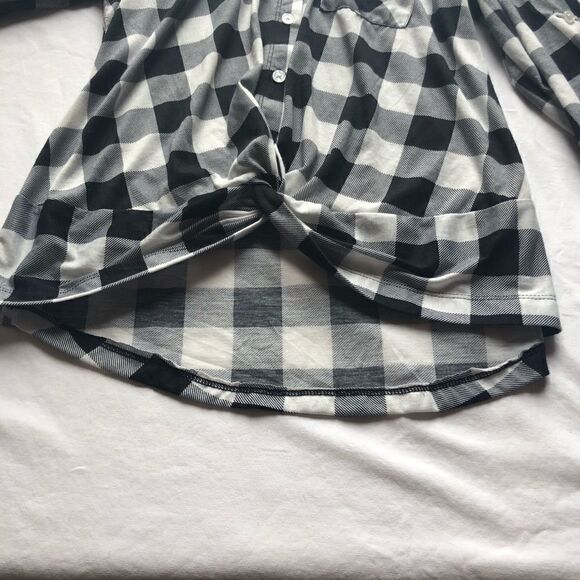 Wishful Park Button down shirt. Black and white plaid Medium - Picture 6 of 10